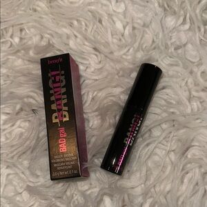 6/$25 Benefit BADgal BANG! Volumizing Mascara - Black, sample size